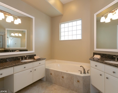 8407 Quail Meadow Way - Photo Thumbnail 7