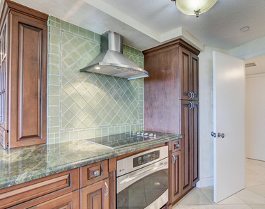 4301 N Ocean Boulevard - Photo Thumbnail 9