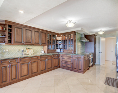 4301 N Ocean Boulevard - Photo Thumbnail 7