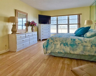 3850 Galt Ocean Drive - Photo Thumbnail 9