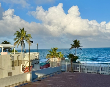 3850 Galt Ocean Drive - Photo Thumbnail 6