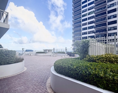 3850 Galt Ocean Drive - Photo Thumbnail 3