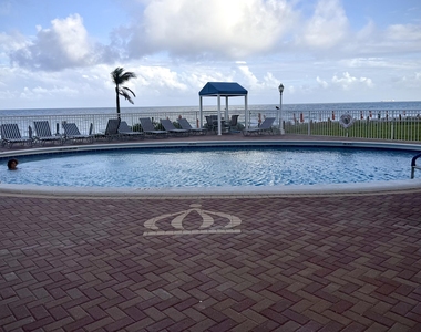 3850 Galt Ocean Drive - Photo Thumbnail 2