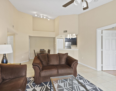 4159 N Haverhill Road - Photo Thumbnail 4