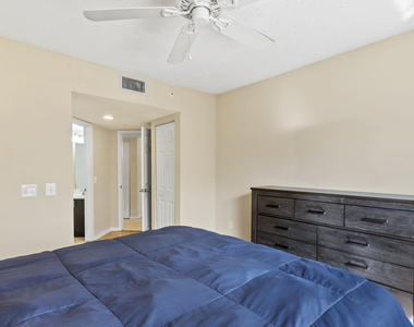 4159 N Haverhill Road - Photo Thumbnail 11