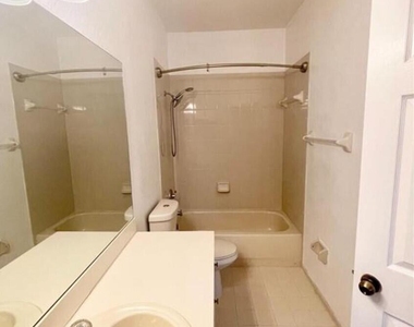 7919 Tuscany Court - Photo Thumbnail 14