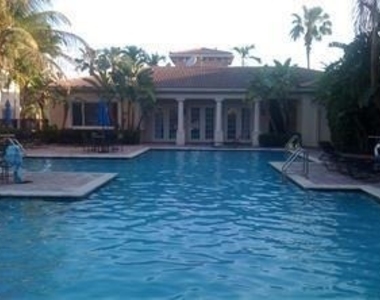 2131 Se 10th Avenue - Photo Thumbnail 11