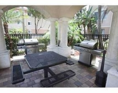 2131 Se 10th Avenue - Photo Thumbnail 13