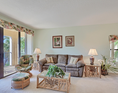 800 Uno Lago Drive - Photo Thumbnail 21