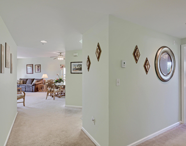 800 Uno Lago Drive - Photo Thumbnail 4