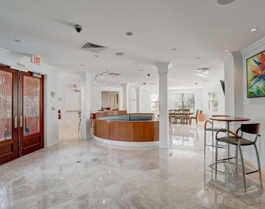 800 Uno Lago Drive - Photo Thumbnail 48