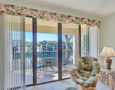 800 Uno Lago Drive - Photo Thumbnail 22
