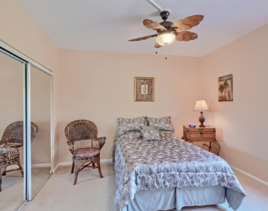 800 Uno Lago Drive - Photo Thumbnail 31