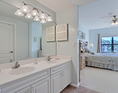 800 Uno Lago Drive - Photo Thumbnail 28