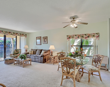 800 Uno Lago Drive - Photo Thumbnail 15