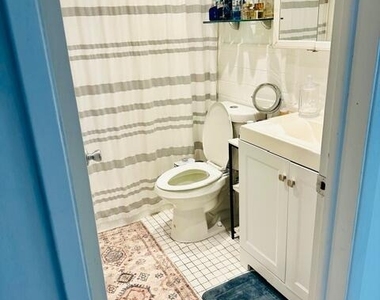 1150 Nw 30th Court Nw - Photo Thumbnail 4