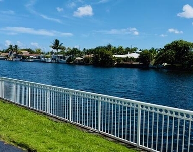 1150 Nw 30th Court Nw - Photo Thumbnail 9
