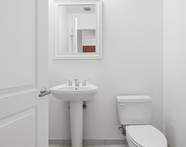 801 S Olive Avenue - Photo Thumbnail 7