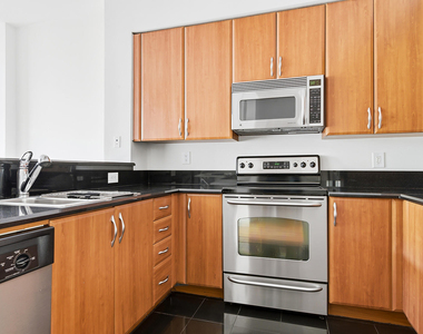 801 S Olive Avenue - Photo Thumbnail 5