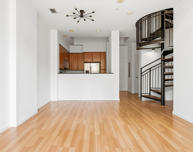801 S Olive Avenue - Photo Thumbnail 1