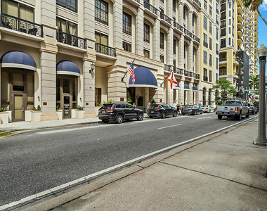 801 S Olive Avenue - Photo Thumbnail 44