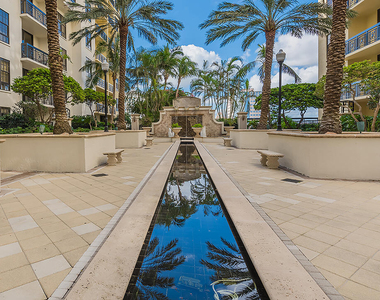 801 S Olive Avenue - Photo Thumbnail 29