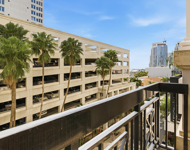 801 S Olive Avenue - Photo Thumbnail 14