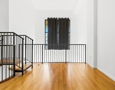 801 S Olive Avenue - Photo Thumbnail 9