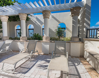 801 S Olive Avenue - Photo Thumbnail 24