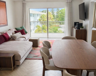 800 E Camino - Photo Thumbnail 8