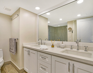 77 S Birch Road - Photo Thumbnail 27