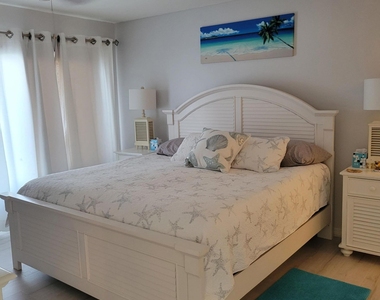 10310 S Ocean Drive - Photo Thumbnail 4