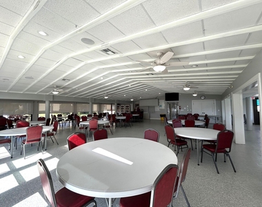 408 Pine Glen Lane - Photo Thumbnail 28