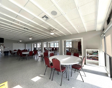 408 Pine Glen Lane - Photo Thumbnail 27
