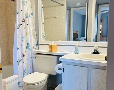 408 Pine Glen Lane - Photo Thumbnail 12