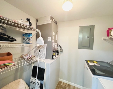 408 Pine Glen Lane - Photo Thumbnail 19