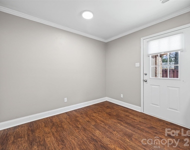 1933 Ebenezer Road - Photo Thumbnail 13