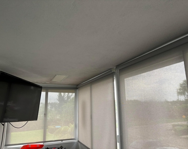 326 Andover - Photo Thumbnail 9