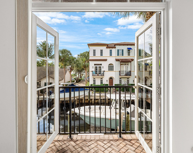 824 Virginia Garden Drive - Photo Thumbnail 6