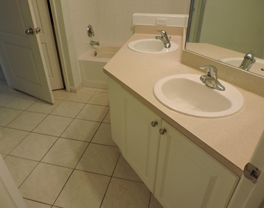 11032 Legacy Drive - Photo Thumbnail 16