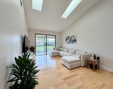 7935 La Mirada Drive - Photo Thumbnail 22