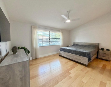7935 La Mirada Drive - Photo Thumbnail 46