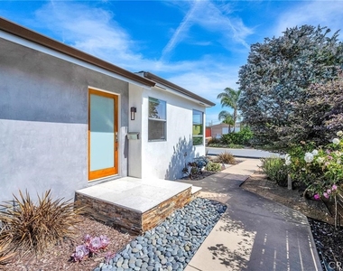 8447 Kittyhawk - Photo Thumbnail 1