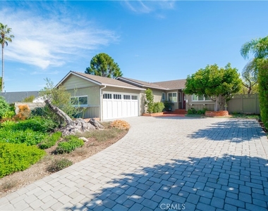 29312 S Highmore - Photo Thumbnail 1