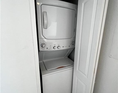 700 E Ocean - Photo Thumbnail 44