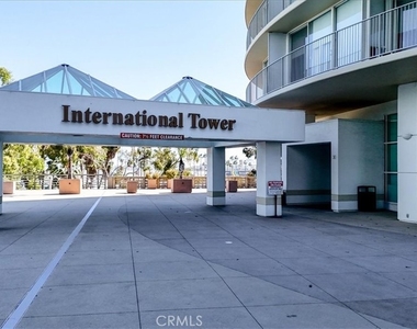 700 E Ocean - Photo Thumbnail 19