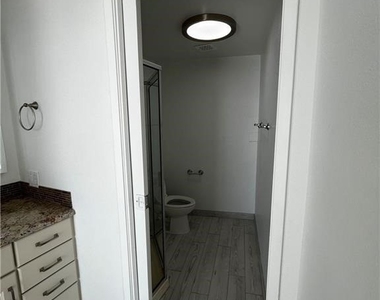 700 E Ocean - Photo Thumbnail 41