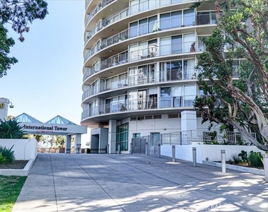 700 E Ocean - Photo Thumbnail 21