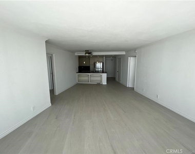 700 E Ocean - Photo Thumbnail 46