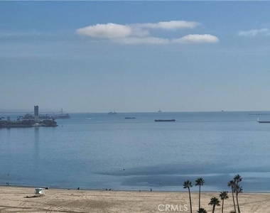 700 E Ocean - Photo Thumbnail 2